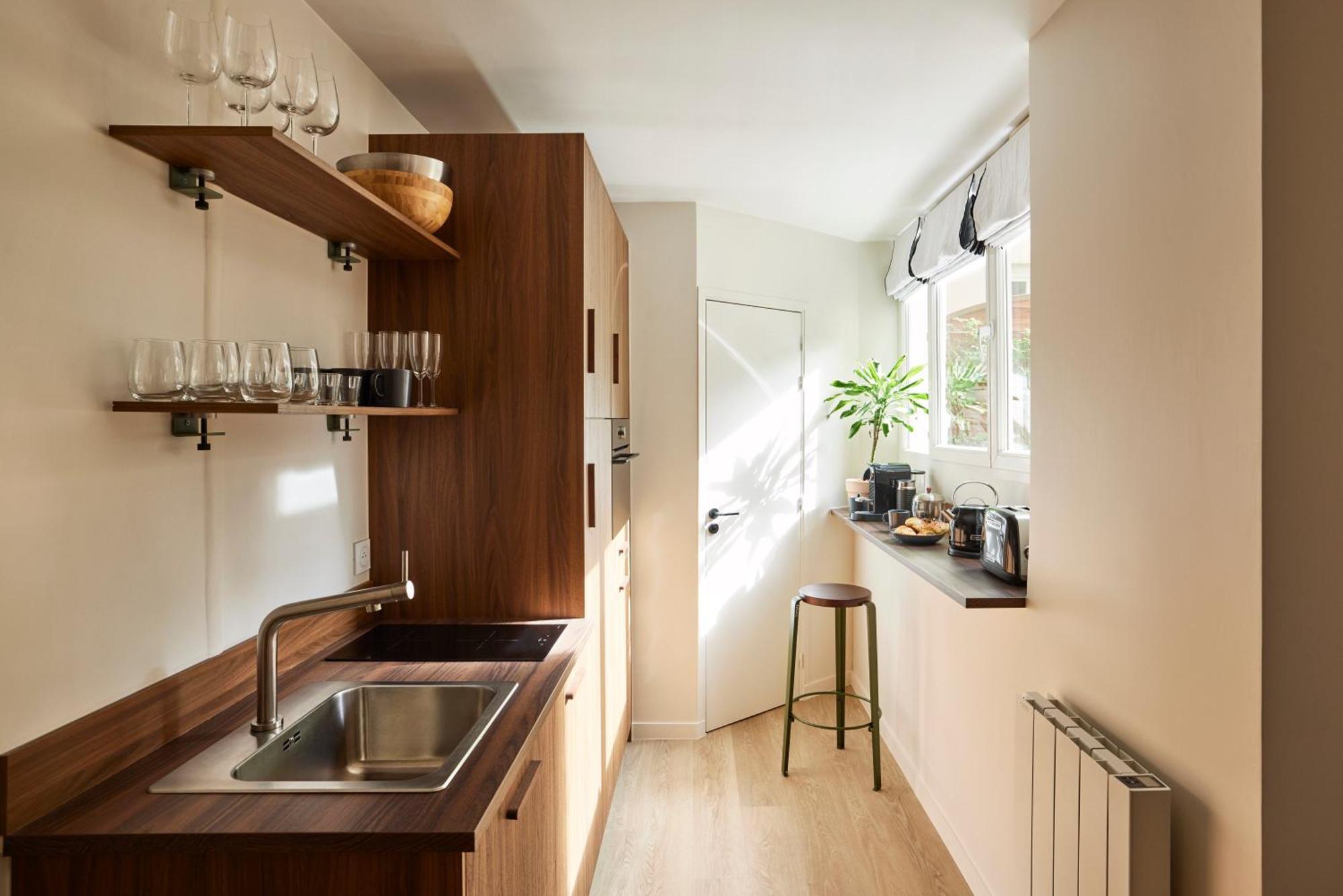 Appartamento Stylish 2Br & 2Ba With Private Terrace Parigi Esterno foto