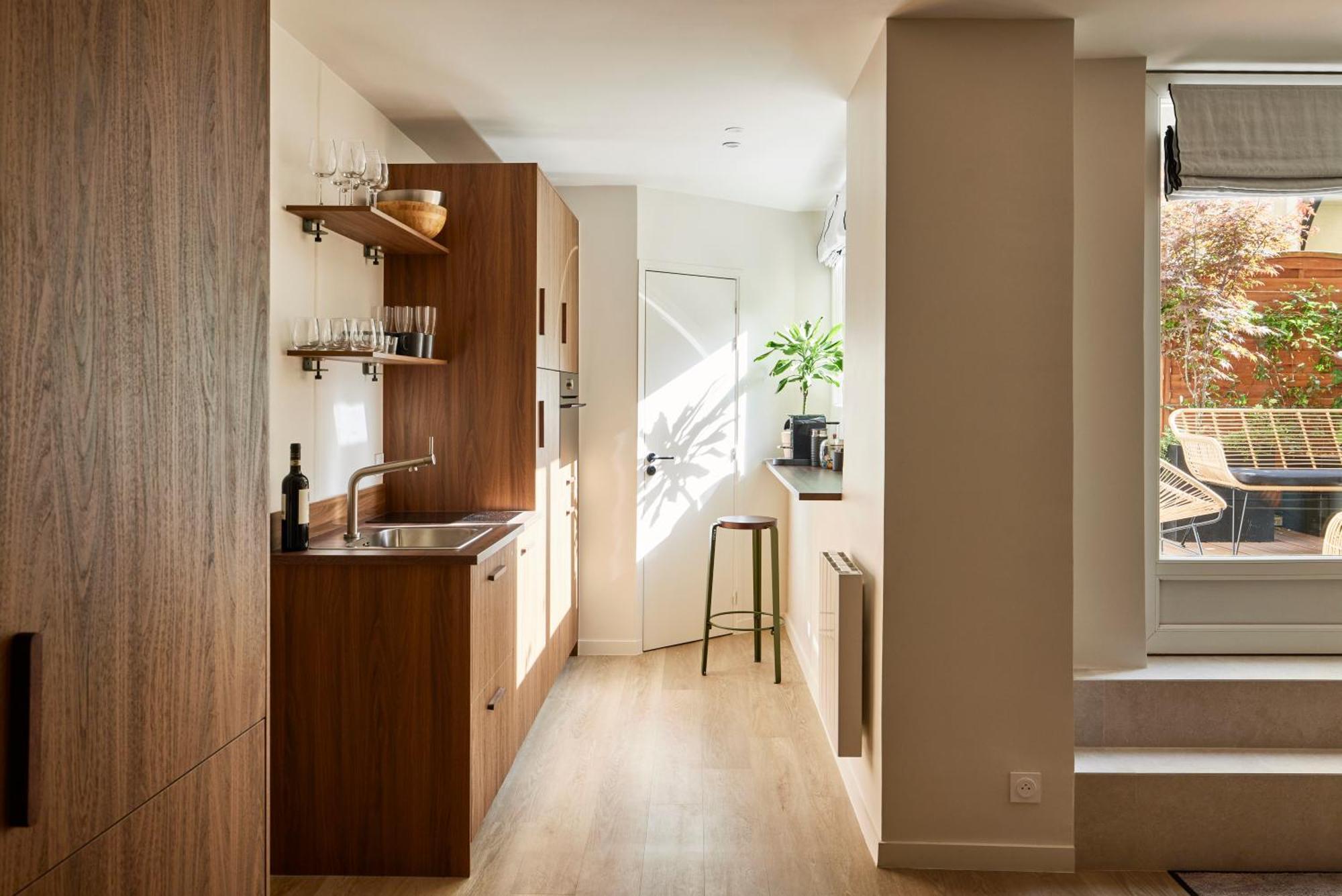 Appartamento Stylish 2Br & 2Ba With Private Terrace Parigi Esterno foto