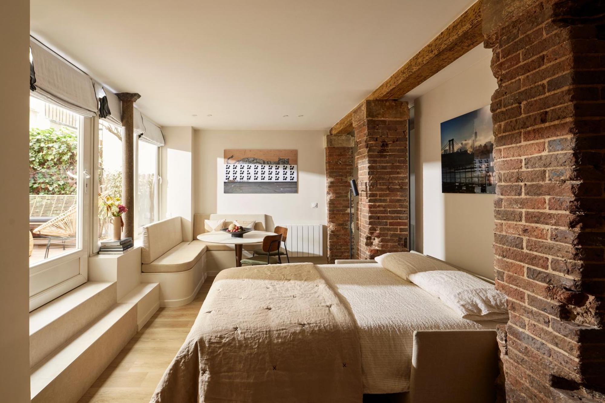 Appartamento Stylish 2Br & 2Ba With Private Terrace Parigi Esterno foto